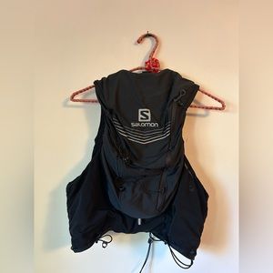Salomon Hiking Vest